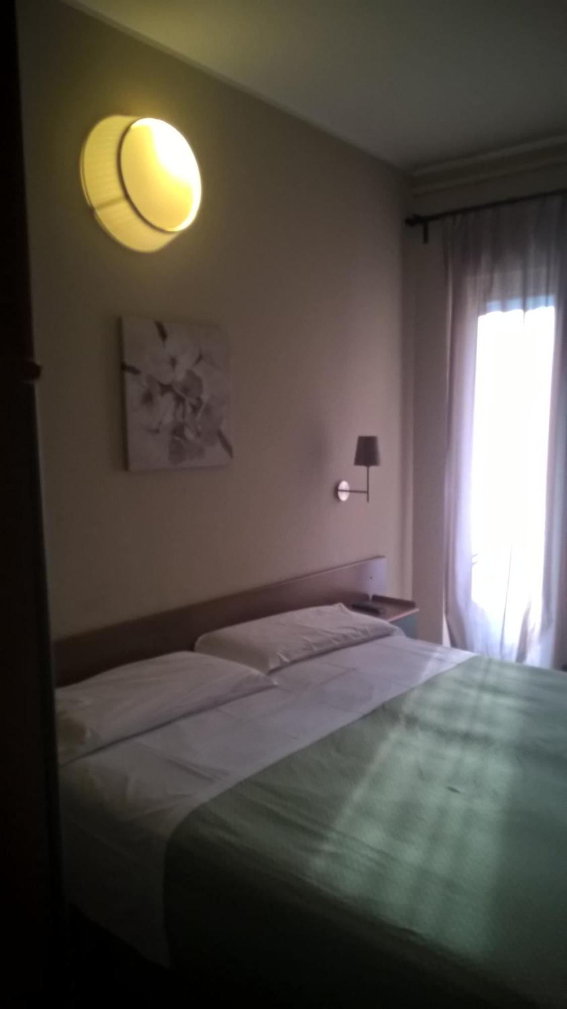 Hotel Terme Belvedere Abano Terme Szoba fotó