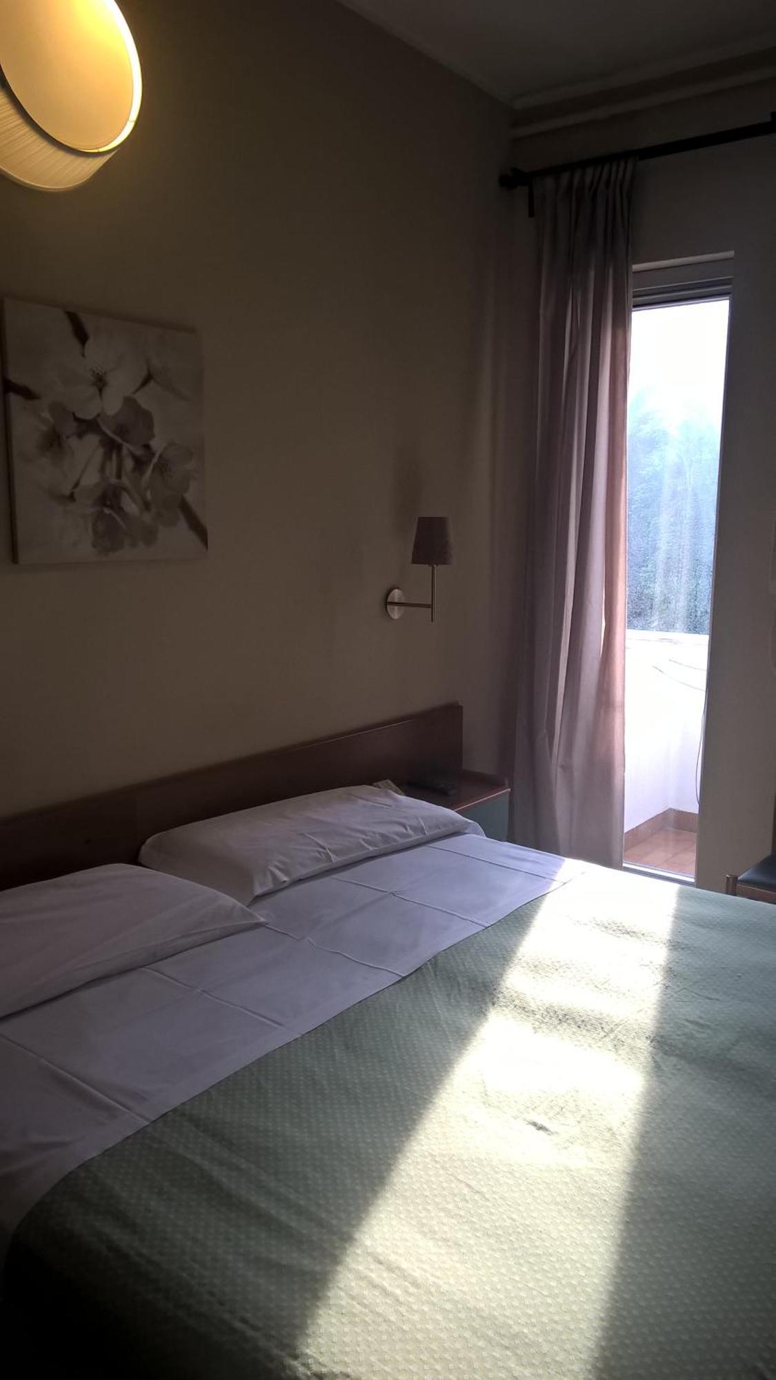 Hotel Terme Belvedere Abano Terme Szoba fotó